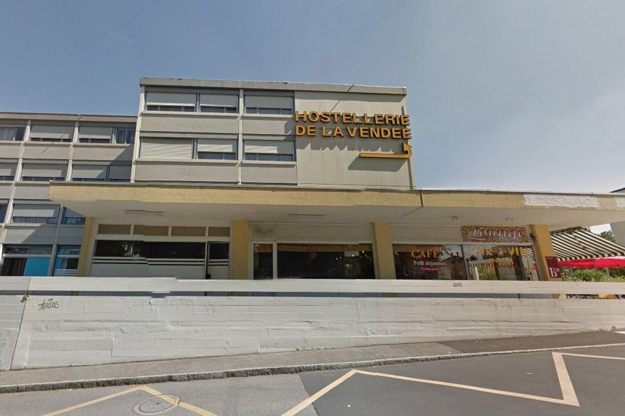 Hostellerie De La Vendee Lancy Bagian luar foto