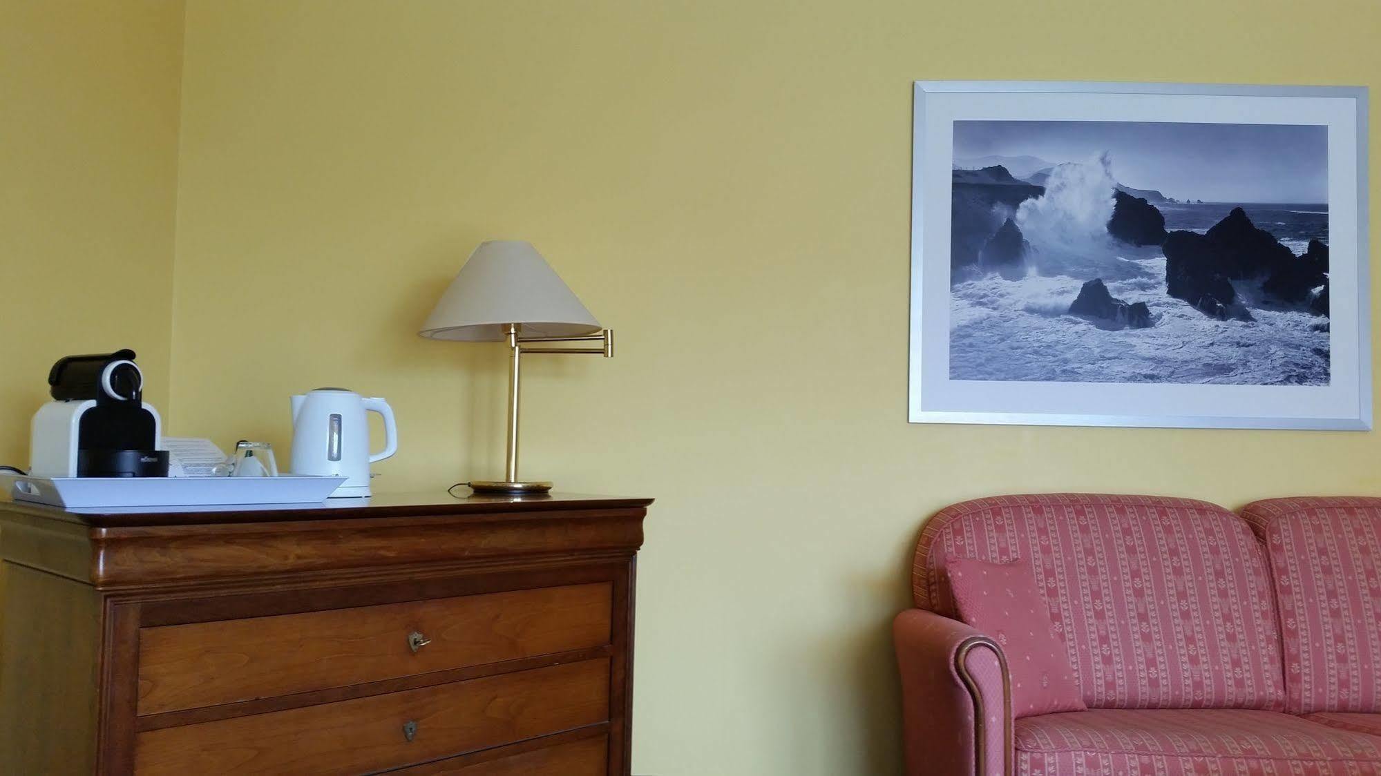 Hostellerie De La Vendee Lancy Bagian luar foto